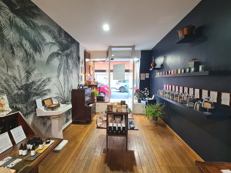 Local commercial &agrave; c&eacute;der