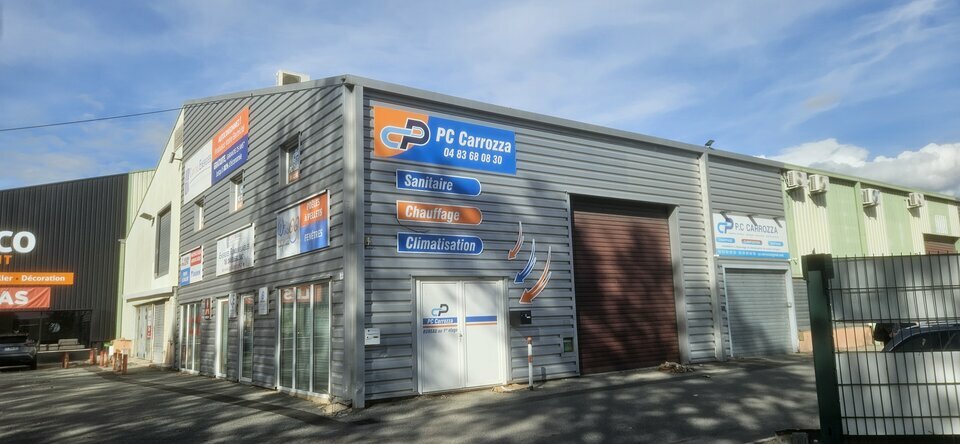 LOCAUX D'ACTIVITÉS - ENTREPÔTS &agrave; Vendre