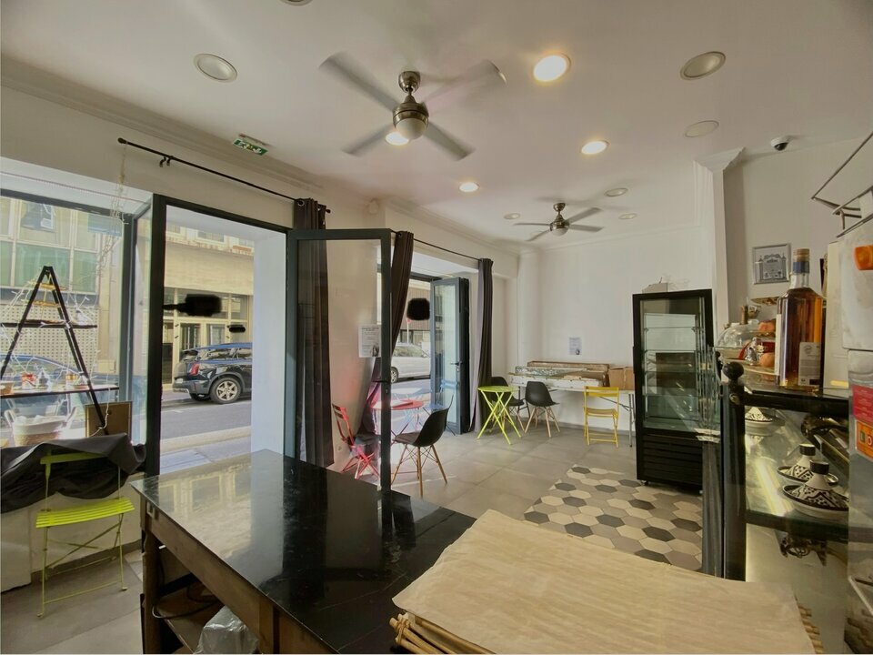 Local commercial à céder