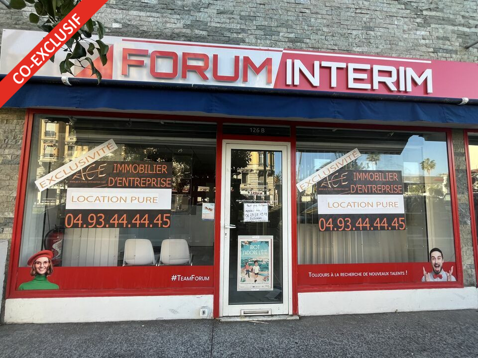 LOCAL COMMERCIAL à Louer