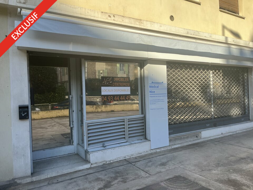 LOCAL COMMERCIAL à Louer