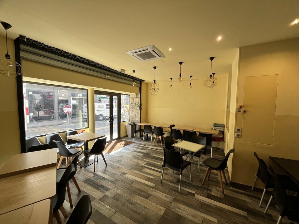 LOCAL COMMERCIAL &agrave; Céder