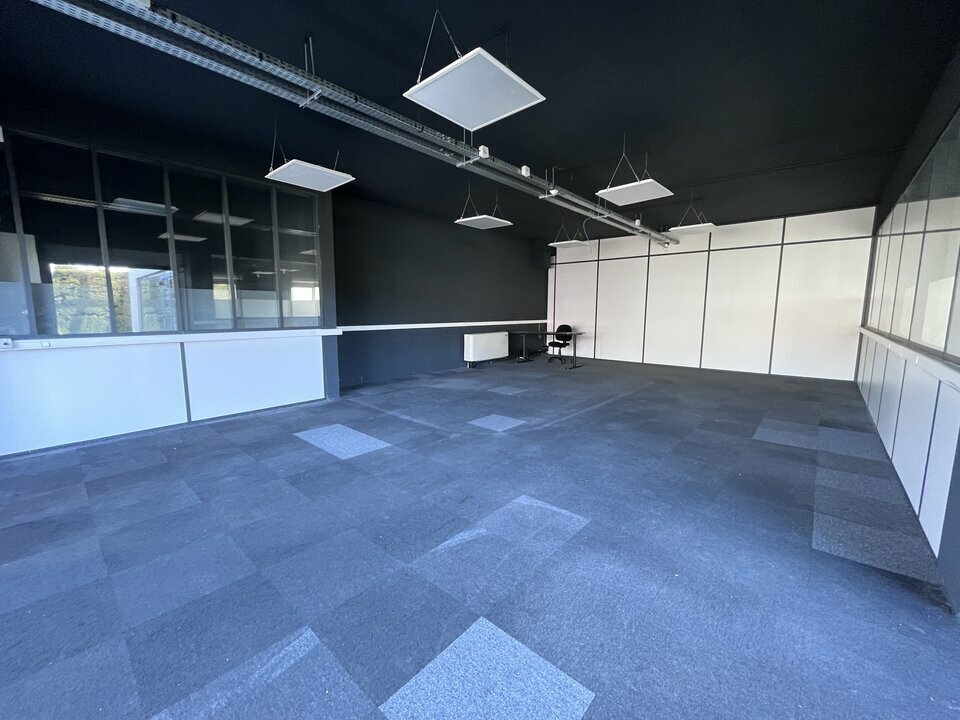 LOCAL COMMERCIAL &agrave; Louer