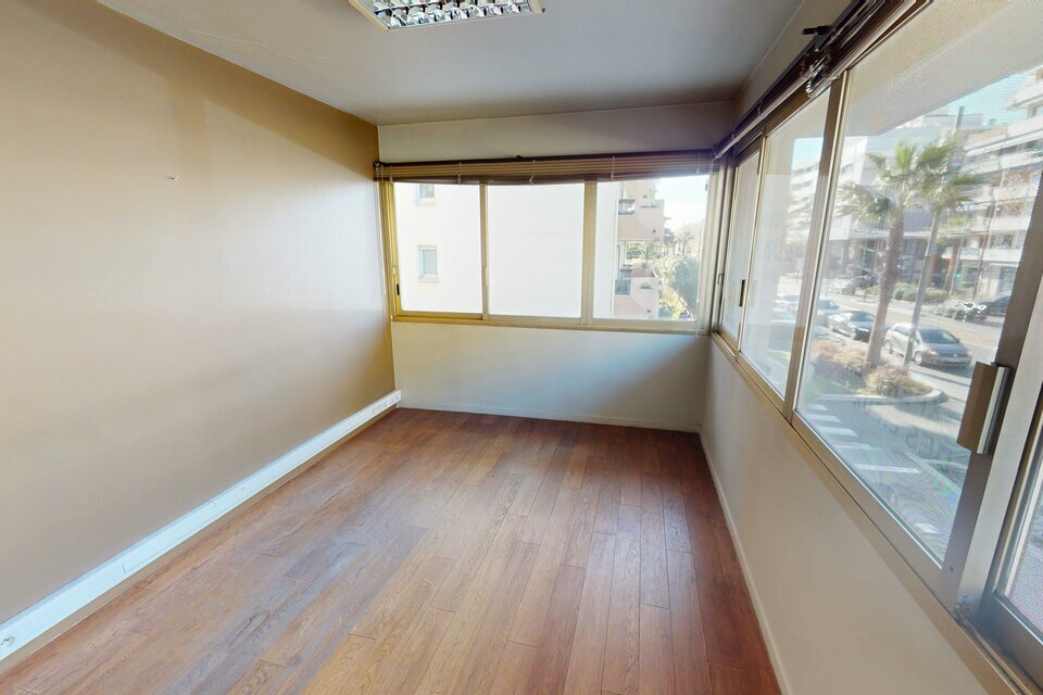 BUREAUX &agrave; Louer