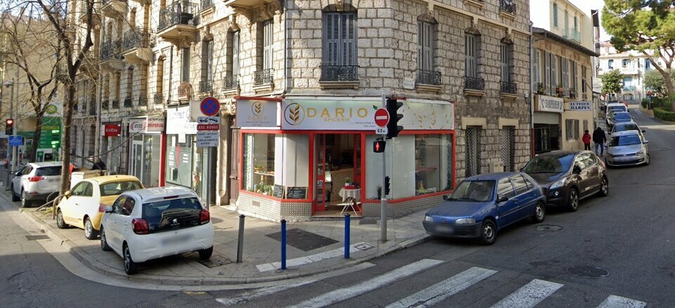 Local commercial à céder
