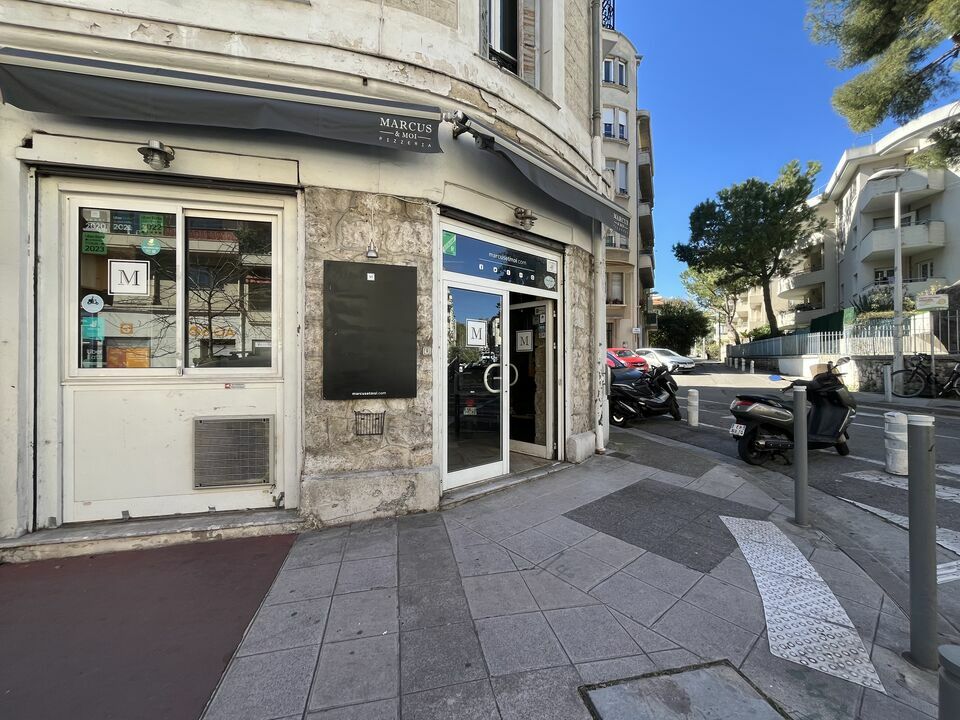 LOCAL COMMERCIAL &agrave; Céder